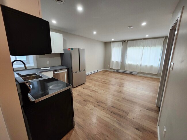 Photo du bâtiment - 210 Canterbury St