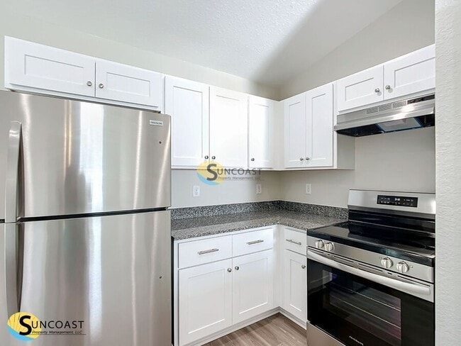 Building Photo - READY NOW 3-Bedroom, 2-Bathroom Rental