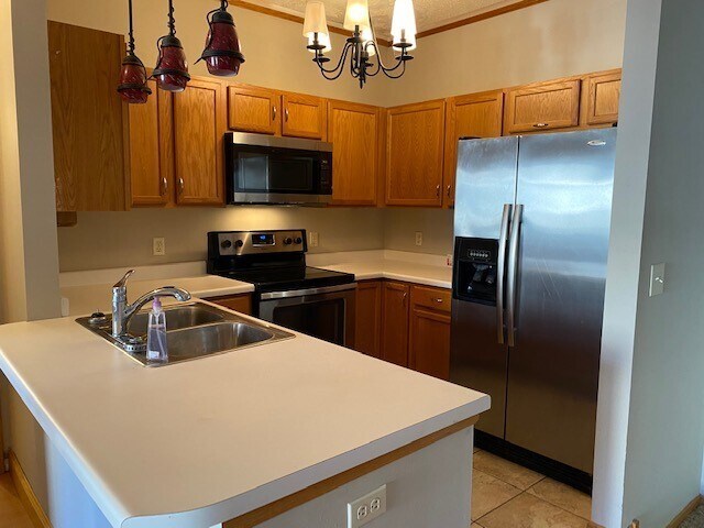 Building Photo - 689 Kingfisher Ln