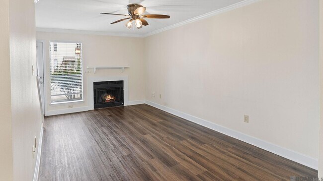 Foto del edificio - 9506 Jefferson Hwy