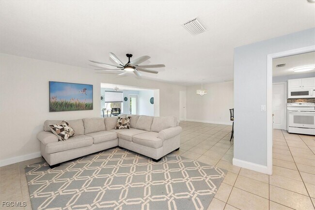 Foto del edificio - 1030 SE 43rd Terrace