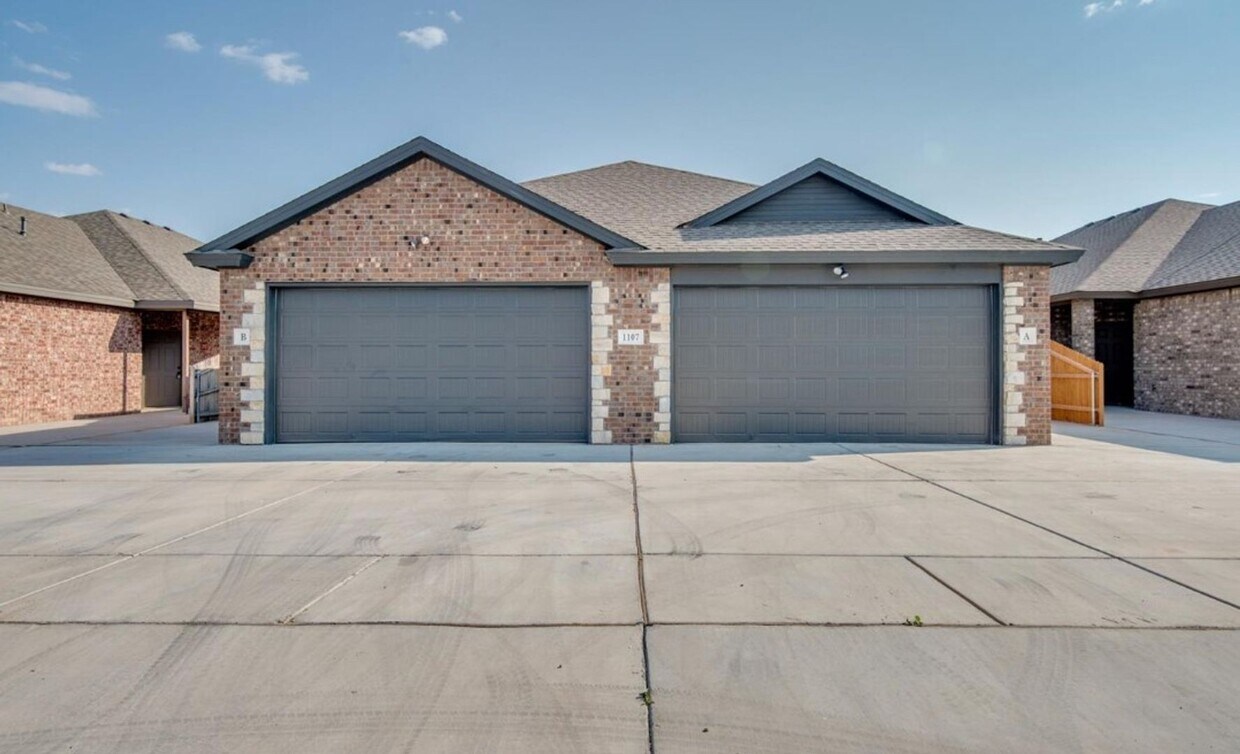 1107 Preston Trails, Wolfforth, TX 79382 Townhome Rentals in