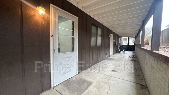 Foto del edificio - 4521 Madison Ave