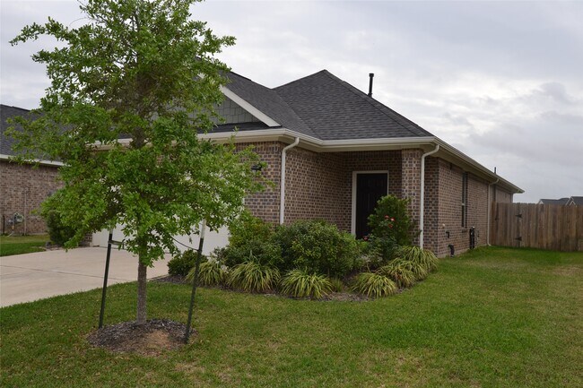 Foto del edificio - 8435 Chesney Trl