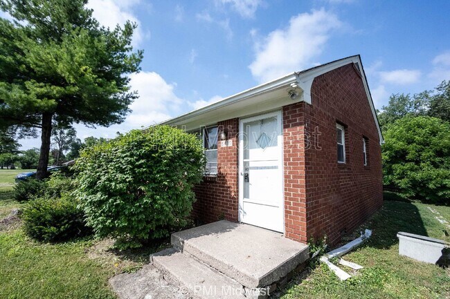 Foto del edificio - 5820 Grandview Dr