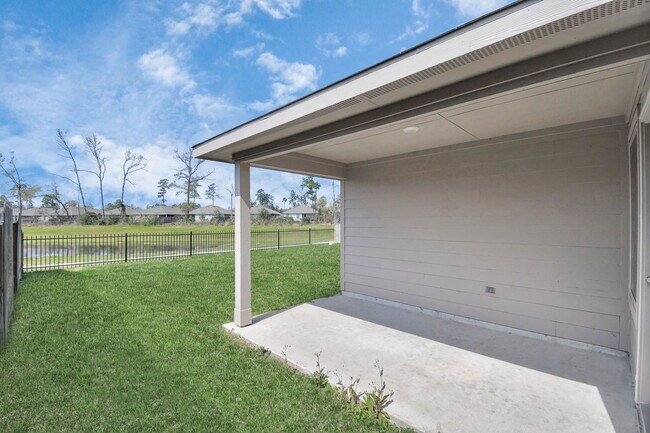 Foto del edificio - 9923 Ranger Falls Ln