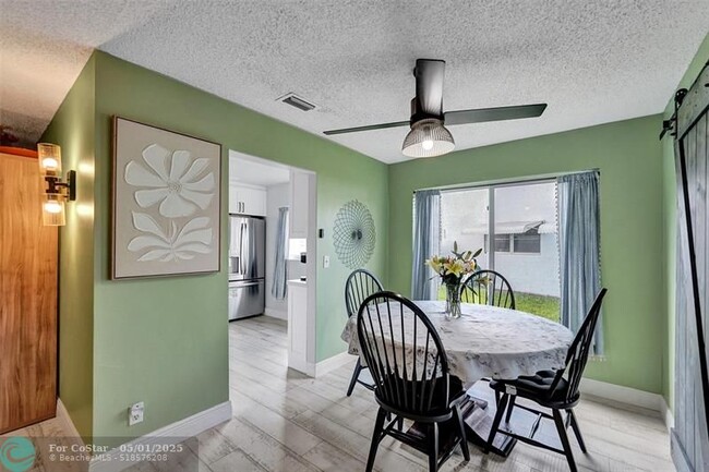 Foto del edificio - 1070 NW 85th Terrace