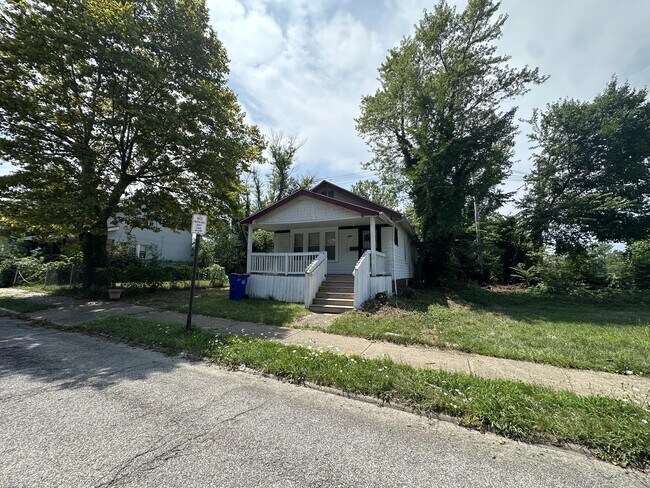 Foto del edificio - 1006 E 147th St