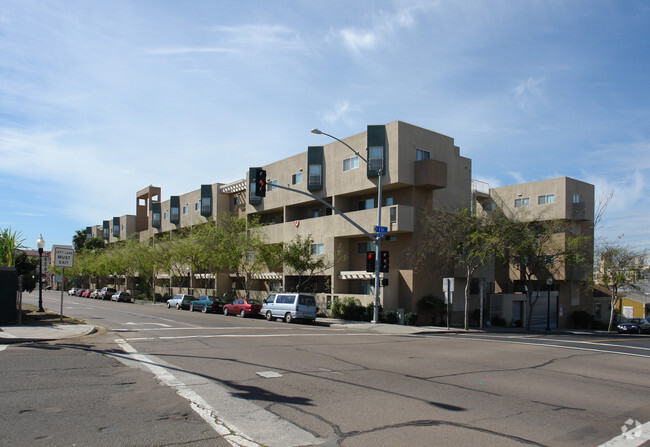 Building Photo - Hacienda Townhomes