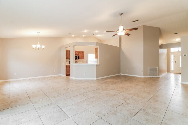 Foto del edificio - 12105 Dawn Vista Dr