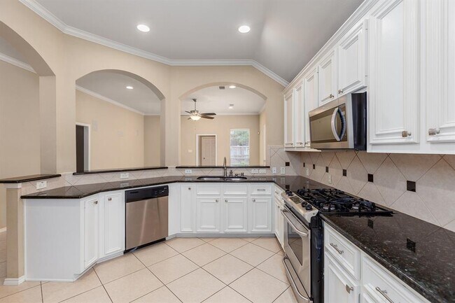 Foto del edificio - 2355 Keegan Hollow Ln