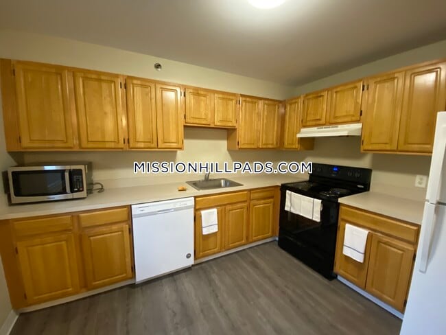 Building Photo - 38 McGreevey Way