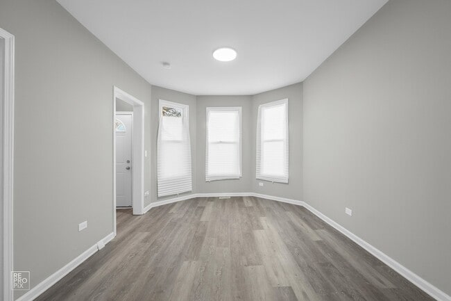 Building Photo - 7218 S Peoria St