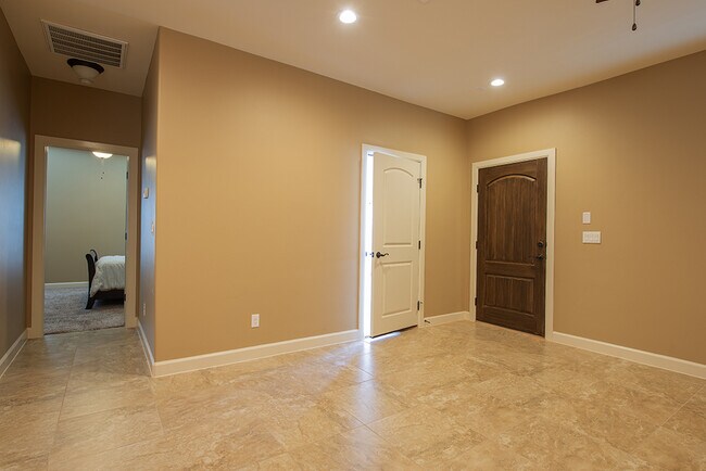 Foto del edificio - Charming Elegance Meets Modern Comfort in ...