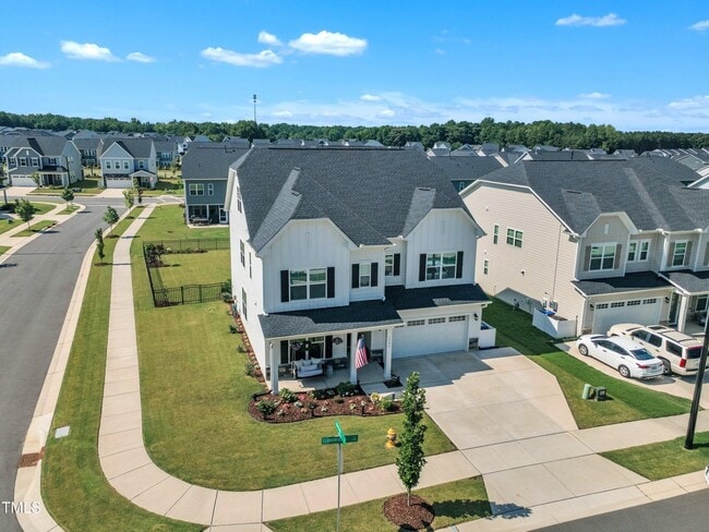 Building Photo - 1526 Cloverfield Ct