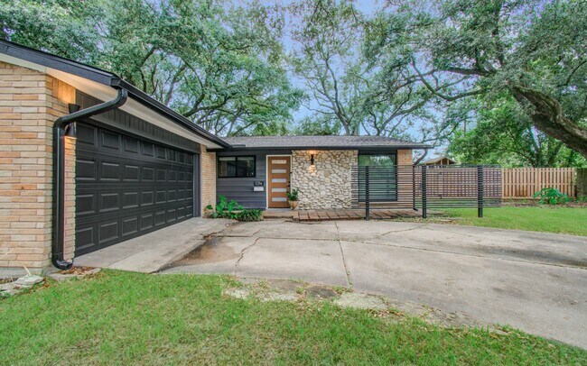 Foto del edificio - 12214 Braewick Dr