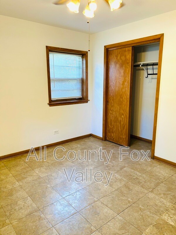 Building Photo - 746 Beach Ave
