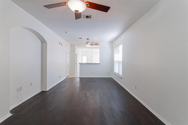 Building Photo - 10120 Cedar Lake Dr