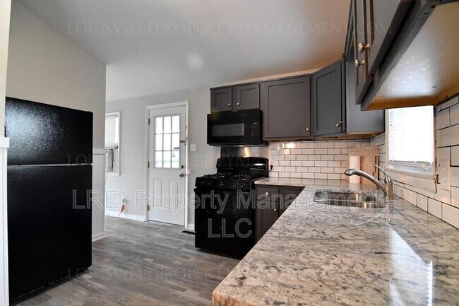 Building Photo - 5009 Delaware Dr