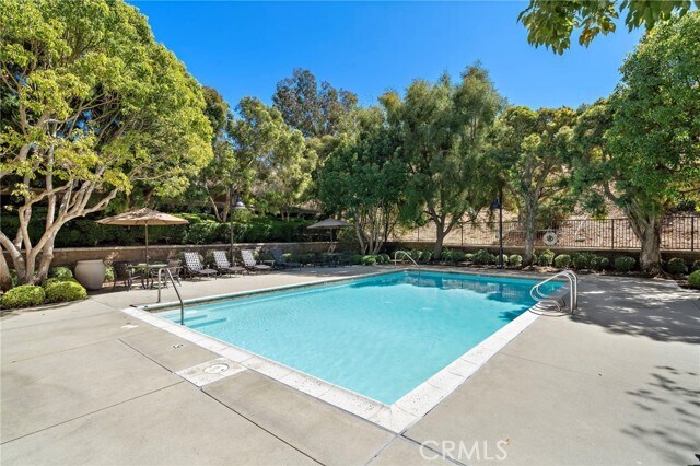 Foto del edificio - 61 Shade Tree