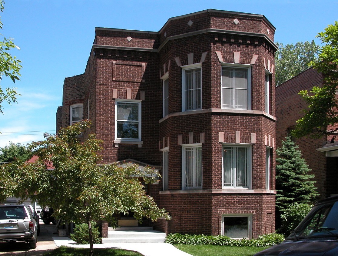 Primary Photo - 3811 Lawndale Ave