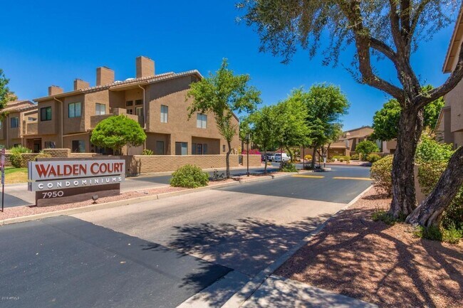 Building Photo - 7950 E Starlight Way