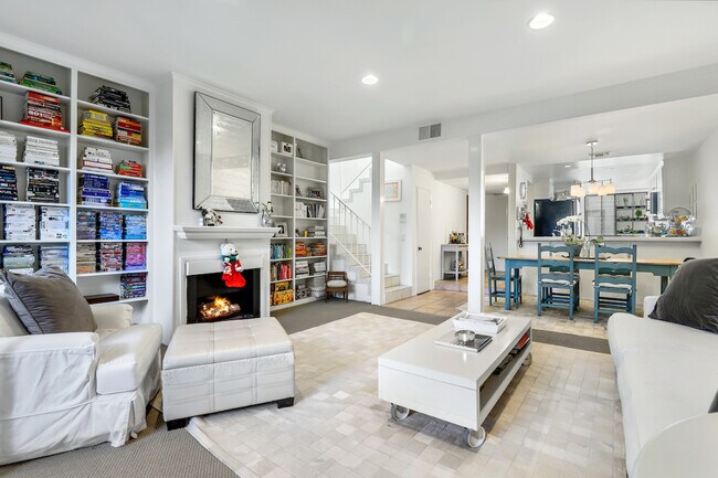 Living Room To Dining Room - 15515 W Sunset Blvd