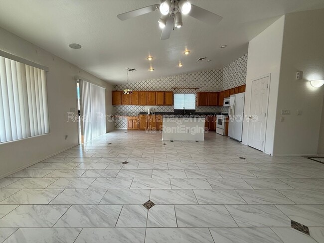 Building Photo - 9907 West Riverside Avenue