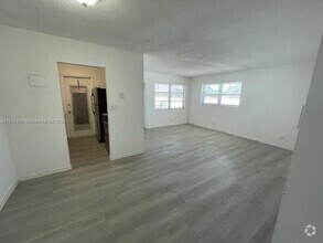Building Photo - 2530 Pierce St