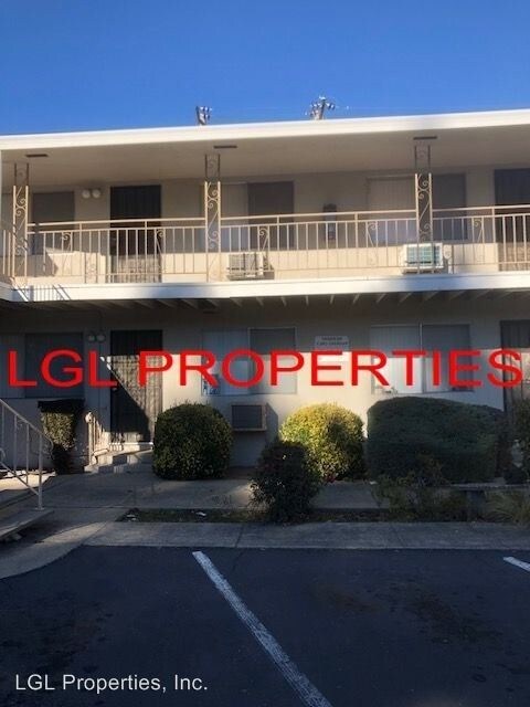 Primary Photo - 4411 Del Rio Rd