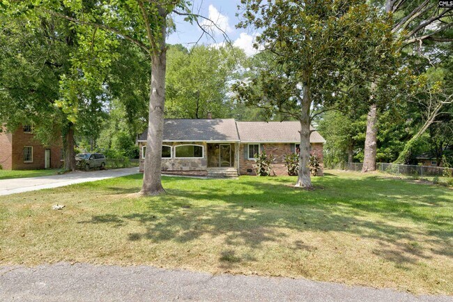 Foto del edificio - 1612 Bradley Dr
