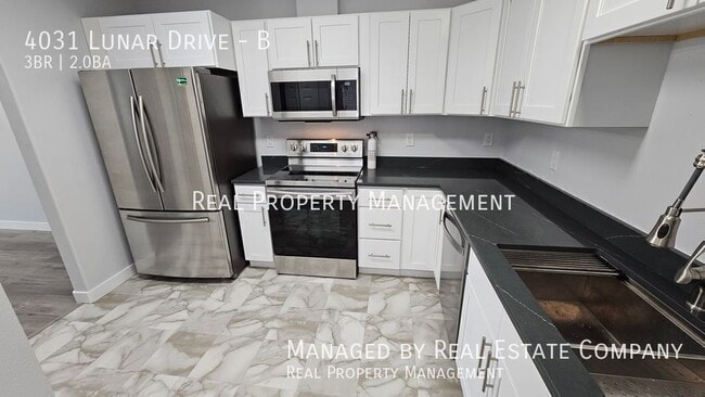 Building Photo - 4031 Lunar Dr