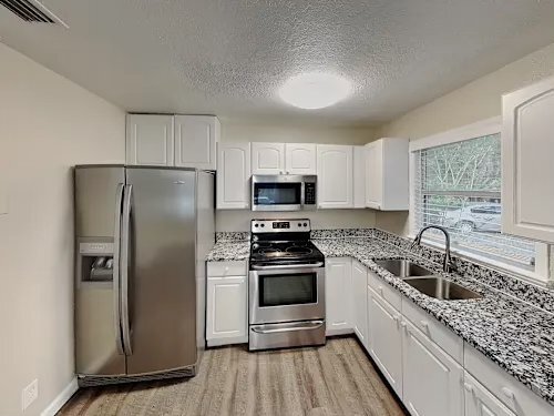 Building Photo - 1365 W Hartley Cir
