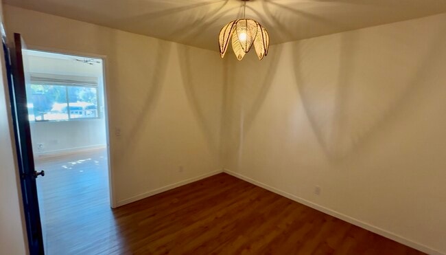 Foto del edificio - 56 Wilkie Ave