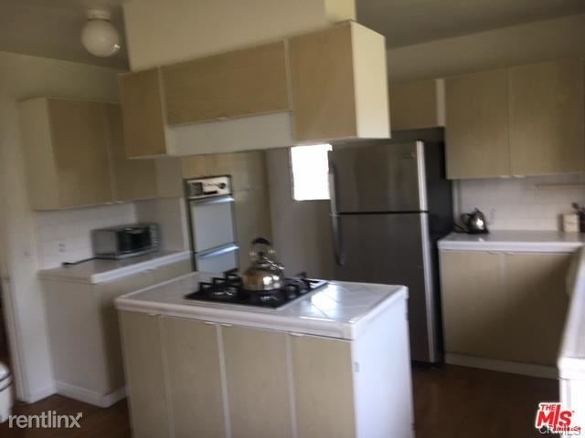 Building Photo - 3 br, 2 bath House - 4575 Finley Ave Apt 6