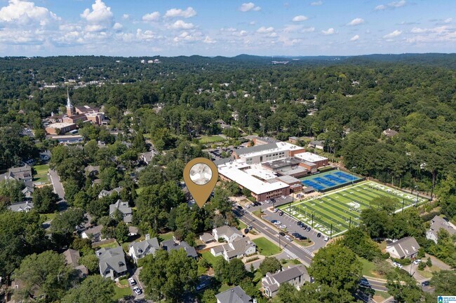 Foto del edificio - 216 Overbrook Rd