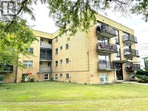 Building Photo - 2035 University Ave W
