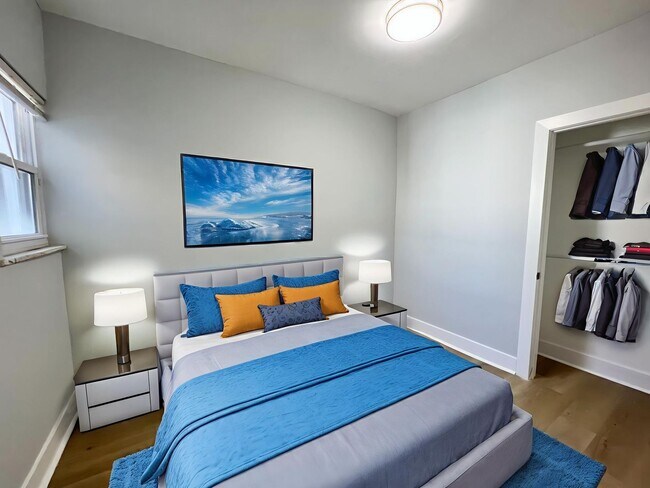 Foto del edificio - Remodeled 3bd/1 House with Rear yard!! SEC...