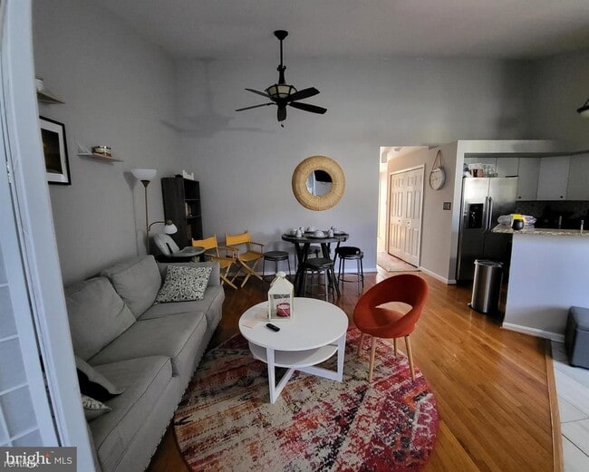 Foto del edificio - 2 br, 2 bath Condo - 7782 Mayfair Circle