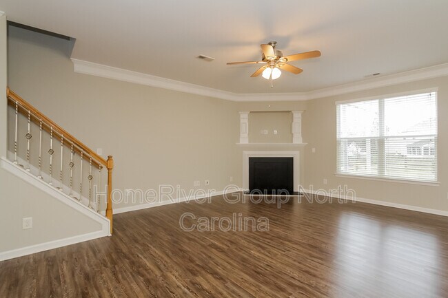 Building Photo - 5002 City Lights Dr