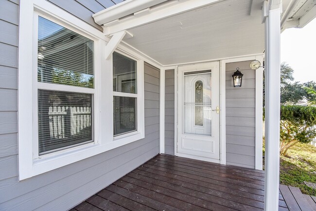 Building Photo - 8158 Niles St