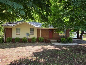Building Photo - 112 Powder Horn Rd