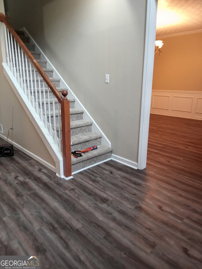 Building Photo - 3213 Southridge