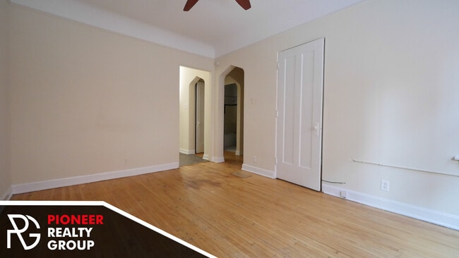Foto del edificio - 4417 N Wolcott Ave