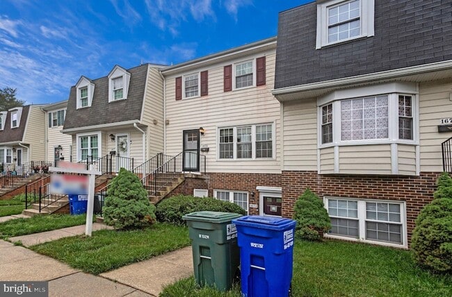 Building Photo - 1675 Ridgely Ct