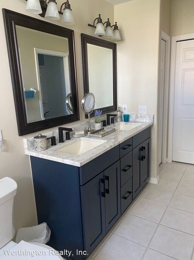 Building Photo - 3 br, 2 bath House - 9140 Southmont Cove #107