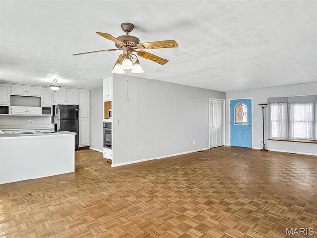 Building Photo - 33 Vanderbilt Pl