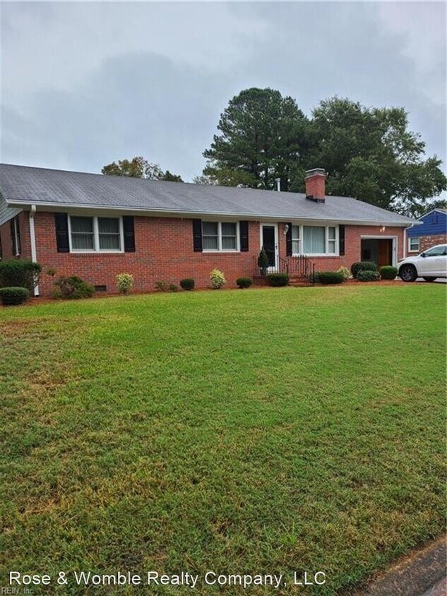 Primary Photo - 3 br, 2 bath House - 2449 Smith Avenue