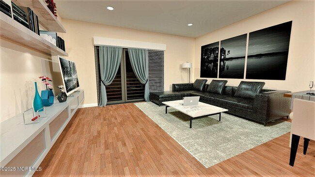 Building Photo - 700 Bangs Ave