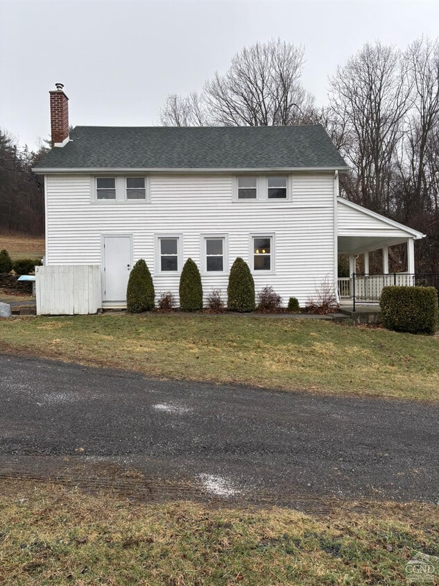 Primary Photo - 72 Van Riper Road